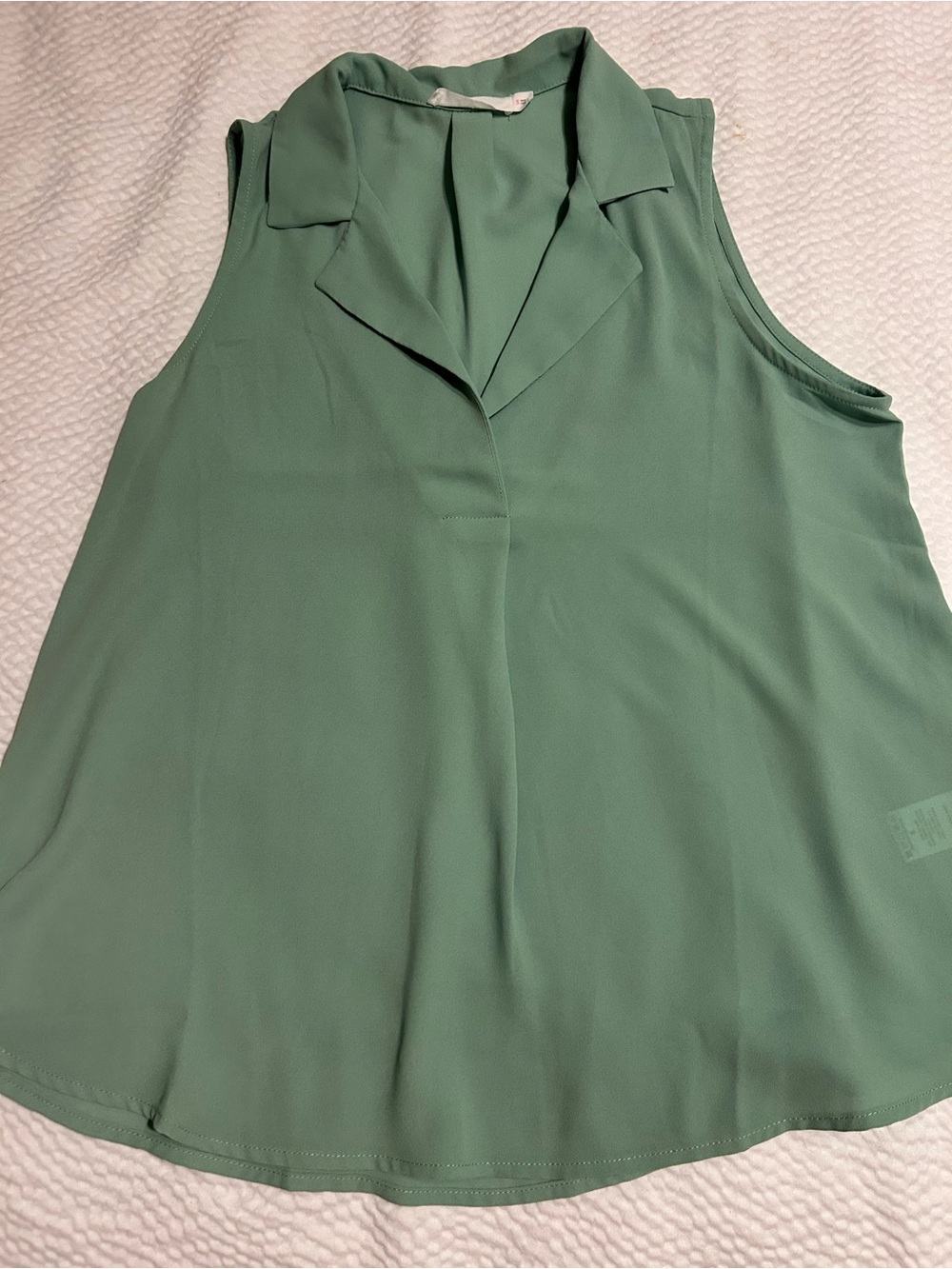 Lush Sleeveless Collared V-Neck Camisole - Sage Green
